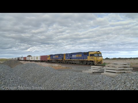 6MP4 Pacific National / TOLL Container Train (15/7/2022) - PoathTV Australian Railways