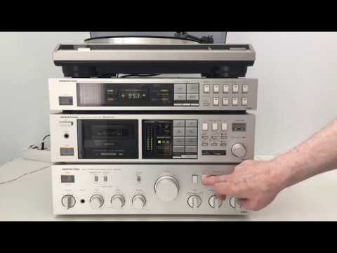 ONKYO A-8015 Amplifier + TA-R77 Tape + T-4015  Tuner + CP-1026A Turntable - playing together