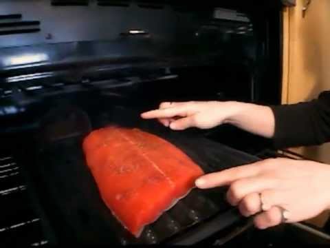 Alaska Seafood - Quick Tricks - How to Tell When Fish...