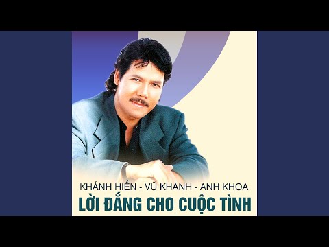 Thể hiện bởi Vũ Khanh