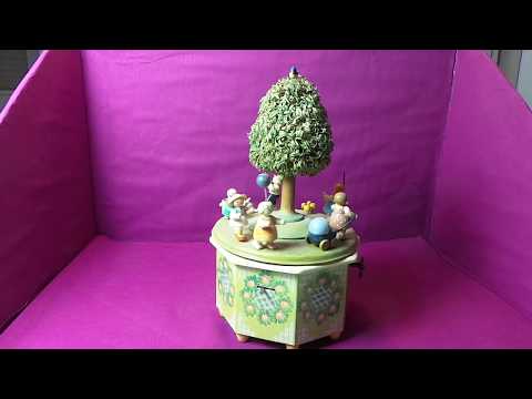 Erzgebirge Wendt & Kühn wunderschöne Spieluhr Spieldose uralt Kinderreigen