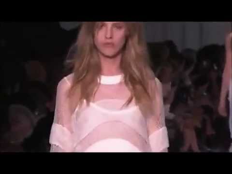 Givenchy Spring-Summer 2012 - Full Show+Original Soundtrack