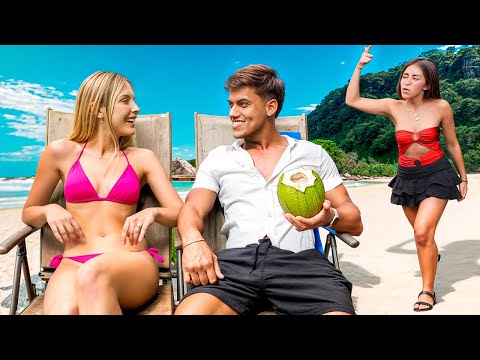 Fefe arrived at the wrong time and saw me with my ex…