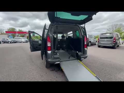 Wheelchair Car - Image 2