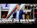 John de Bever - Jij krijgt die lach niet van mijn gezicht (LIVE) • Muziekfeest op het Plein 2026