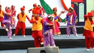 preview picture of video 'Nishitha Kotagiri bhangra performance'
