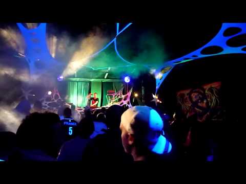 CONNECTED EXPERIENCE II ALTIUS LIVE