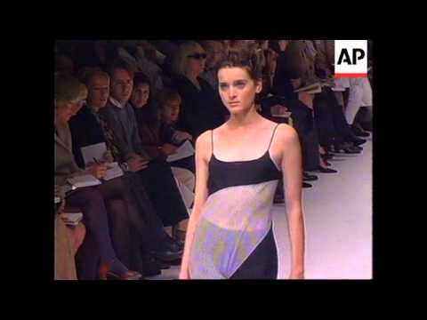 ITALY: MILAN: GIORGIO ARMANI SHOWS 1997 SPRING/SUMMER COLLECTION