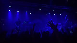 WHILE SHE SLEEPS - Silence Speaks / One Step Closer (LIVE - Akvárium, Budapest - 2017-08-15)