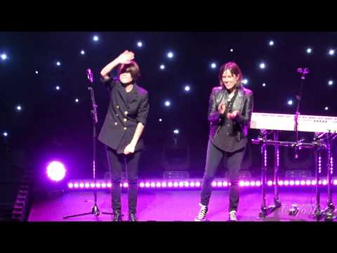 20/20 Tegan & Sara @ Tower Theatre, Philadelphia, PA 11/10/17