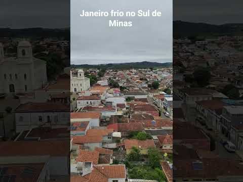 Janeiro com frio em Muzambinho no Sul de Minas.