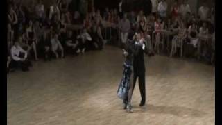 Video thumbnail for Fernanda Ghi and Guillermo Merlo, "Arrabal"