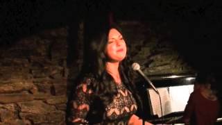 Stephanie Mallick singing 'My Coloring Book'