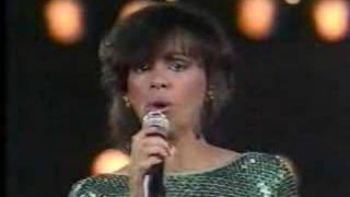 Marilyn McCoo sings Any Day Now, SOLID GOLD