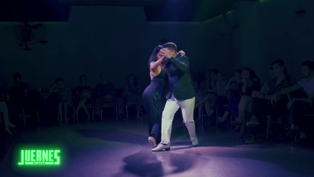 Video thumbnail for CORINA HERRERA Y OCTAVIO FERNANDEZ EN JUERNES MILONGA
