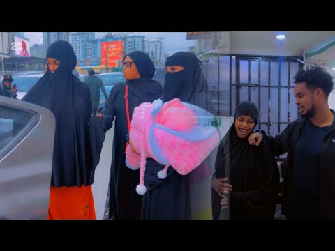 Ugu Danbayn Hazal Oo Dhashay Alxm 3 Qof Ayaan Ku Noqonay Guriga 