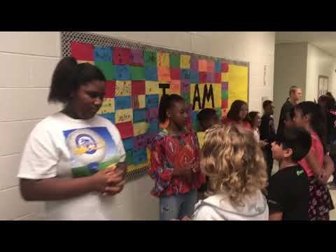 LMES - Animated discussions are happening while preparing for the 2018 Extraordinary Shake!