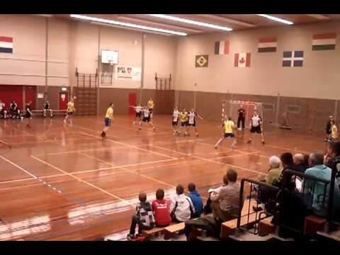 Univé-Achilles - Internos