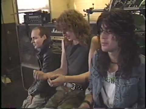 VOIVOD à CAMÉRA 87 - Voivod THRASH metal - Documentary in french (with english sub)