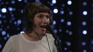Aldous Harding - Horizon (Live on KEXP)