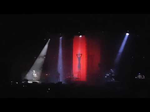 Ibrahim Maalouf - Run the World - Live in Lyon - Red and black light tour