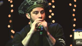 Aer &quot;Says She Loves Me&quot;