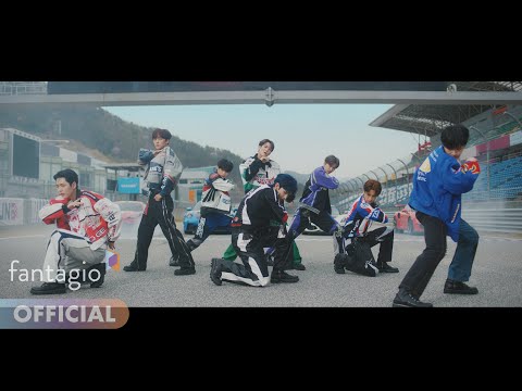 LUN8 루네이트 - Wild Heart M/V (Performance ver.)