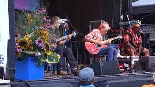 Elvin Bishop's Big Fun Trio -  If you Got a Good Woman