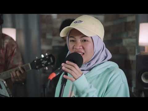 Oasis - Don't Look Back in Anger (Cover) | Rahman Ariya feat Icha Alghiani