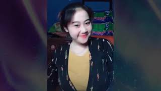 Download lagu TIK TOK CEWEK GENDUT MONTOK mp3 Download lagu TIK TOK CEWEK GENDUT MONTOK mp3