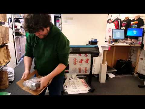 Unboxing a Sawgrass SG800 Sublimation Printer1
