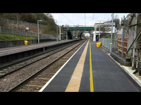 (HD) 37069+37610 passing Hartford on 6K73 9/4/2016