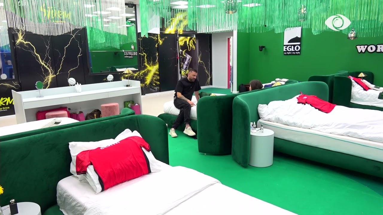 Jepi drejtim me Jozin/ Kelly bisedon me Loredanën, banorja: Duhet të më kërkojë falje