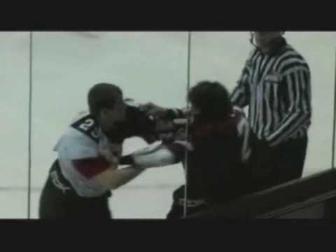Brett Lyon vs Tyler Halliday