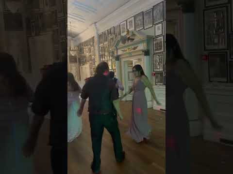 DJ Laura Mac video.