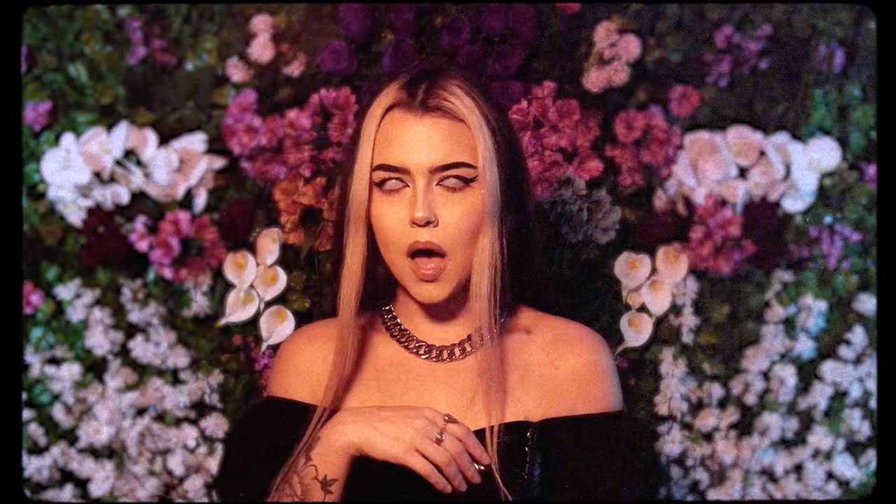 Violet Orlandi — Blooming