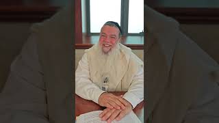 שער הביטחון המבואר מאת הרב יגאל כהן | 172 (הרב יגאל כהן) - התמונה מוצגת ישירות מתוך אתר האינטרנט יוטיוב. זכויות היוצרים בתמונה שייכות ליוצרה. קישור קרדיט למקור התוכן נמצא בתוך דף הסרטון