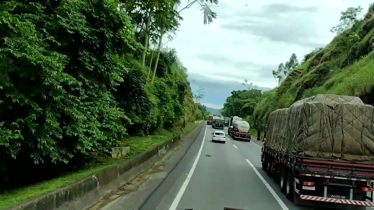 A Serra Mais  Bonita 😍 e Perigosa😰, Oque acontece com a carga quando tomba ? Veja vc mesmo...