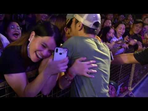 Parokya Ni Edgar – This Guy's In Love With You Pare Live!