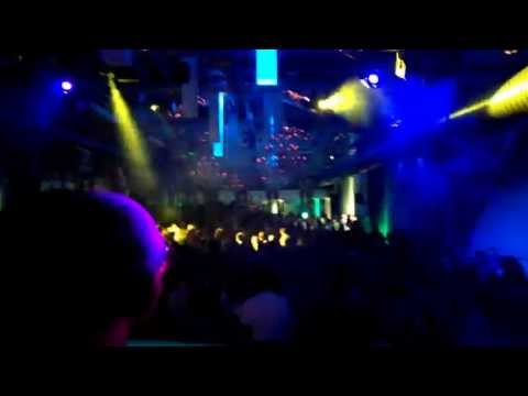 In Bed With Space Kiel / Halle 400 ( LB Crew dj´s ) I love it ... Kielerwoche 2013