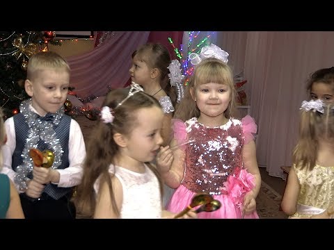 Детский оркестр на Новогоднем утреннике.