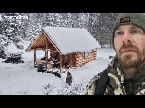 EINGESCHNEEBT: Traktor geht im Sturm kaputt, Sauna | EP88| Blockhüttenbau auf autarkem Gehöft