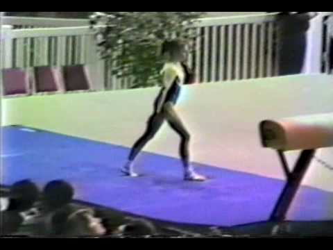 5th T CZE Alena Drevjana V - 1985 World Gymnastics Championships 9.650.avi