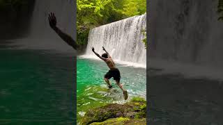秘境の極寒の川に飛び込んできた。 #vlog