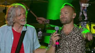 Wet Wet Wet - Sweet Surrender / Love Is All Around (Pop-Helden-Festival - 2019-10-25)