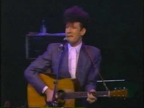 Lyle Lovett - She's No Lady (LIVE) late 80's