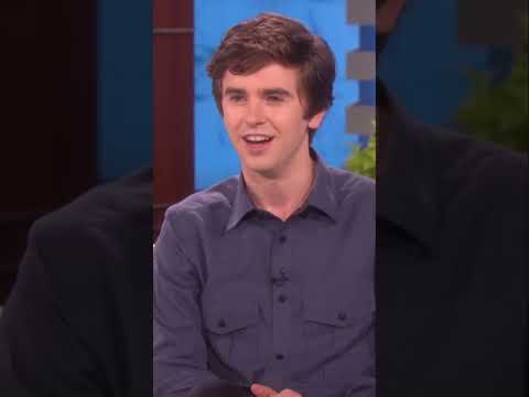 Freddie Highmore Speaking Arabic