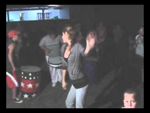 COMPARSA ARCO IRIS, PREPARACION CARNAVALES 2011_NEW.flv