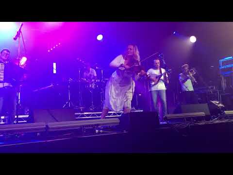 Eliza Carthy & the Wayward Band - Mr Walker