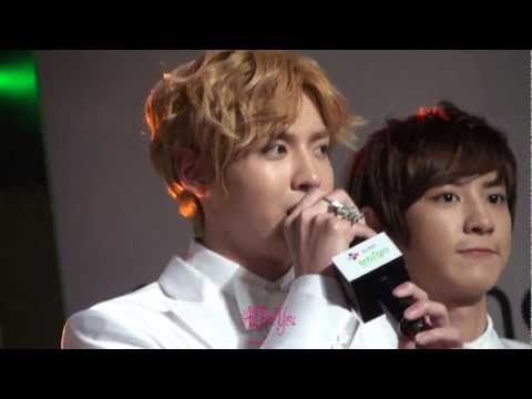 [Fancam]121130 KRIS @ MAMA in Hongkong Red Carpet .mp4